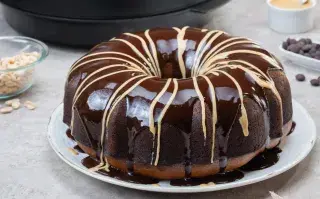 Dos budines fáciles y sin horno para hacer en 30 minutos y disfrutar en los días más fríos Budín de chocolate y maní receta