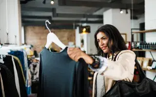 Armario cápsula de liquidación: 5 prendas básicas para aprovechar con descuento este invierno Armario cápsula de liquidación: 5 prendas básicas para aprovechar con descuento este invierno