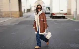Looks de oficina: cómo armar 5 outfits tendencia con el mismo jean jean recto
