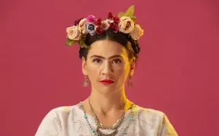 Laura Azcurra: “La autenticidad de Frida Kahlo es su manera de ser feminista” Laura Azcurra personificada como Frida Kahlo.