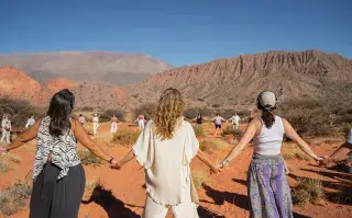 Viajes con amigas: 4 escapadas para celebrar el mes de la amistad Viaje con amigas