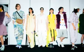 Estas son las zapatillas tendencia para los looks de primavera-verano