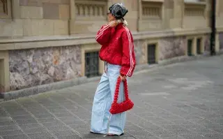 Adiós a los jeans ajustados y gastados: los modelos que serán tendencia esta primavera Jeans tendencia