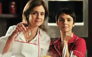 Nina, Carmina y Jorgito: así están hoy los inolvidables protagonistas de Avenida Brasil Foto de Débora Falabella y Adriana Esteves.
