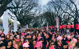“Vine por mi mamá”: las historias detrás de la Caminata Avon contra el cáncer de mama caminata Avon