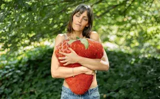 Victoria Beverati escritora. artista