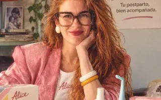 Alice en los 80 según la IA