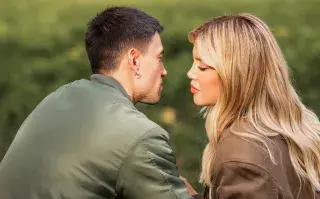 Wanda Nara y Agus Bernasconi en el set de la película "¿Querés ser mi hijo?"