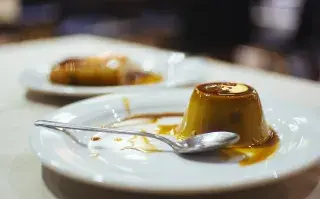 Flan casero de Doña Petrona la receta clásica para que quede cremoso y sin agujeritos