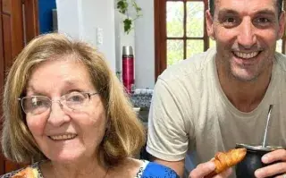 Lionel Scaloni y su mamá que falleció a los 74 años 