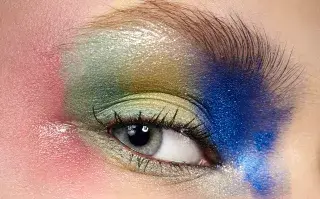 Maquillaje satinado: consejos para usarlo en piel, boca y ojos AQXWAGV7QBDCJFQVN6DC2AWWWE.jpg