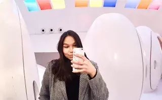 Bares, cafés y restaurantes reinventan sus toilettes para ofrecer photo opportunities y conseguir publicidad gratuita a través de las selfies de sus clientes.