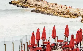 Sí, la playa es para broncearse y descansar, pero también para comer especialmente rico..