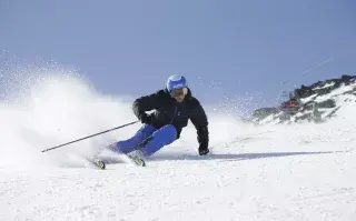 Vacaciones de invierno: en los centros de esquí se preparan para recibir visitantes