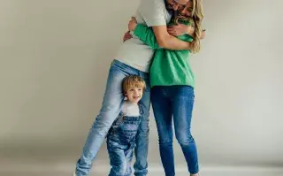 Mapaternidad tóxica: consejos para habilitar espacios más autónomos en la crianza de nuestros hijos ¿Qué es la mapaternidad tóxica? Foto: Canva