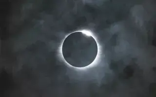 Esta noche hubo eclipse lunar: cómo nos afecta, signo por signo PQE6TKZV3RD4ZC6YOTCFCVJQUM.jpg