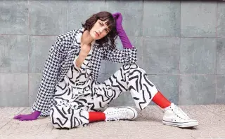 Invierno 2021. Cuáles son los colores de moda y cómo combinarlos Moda urbana para un otoño con mucha actitud.