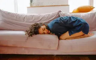 España se convierte en el primer país de Europa de reconocer las bajas por menstruación. Foto: Canva