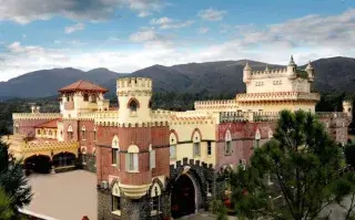 6 castillos y palacios en Argentina que vas a querer visitar El Castillo Hotel. Foto: elcastillohotel.com.ar