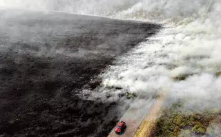 Incendios en campos cercanos a la ciudad de Corrientes , sobre la ruta 5