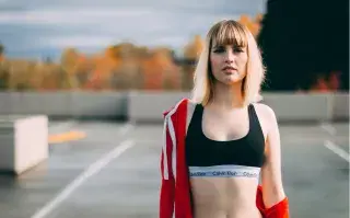 Te pasamos una rutina de fitness para hacer en 30 minutos cuando baja el calor