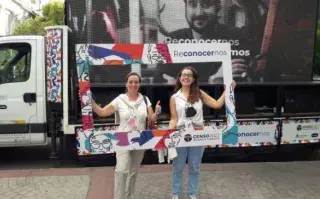 El camión del censo recorre el país; en este caso, Bahía Blanca