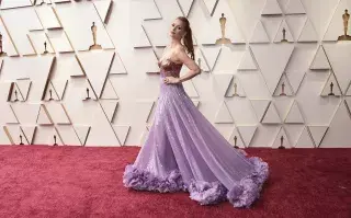 Todo en morado: Jessica Chastain, ganadora del Oscar a Mejor Actriz Protagónica por The Eyes of Tammy Faye