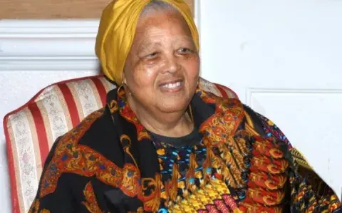 Louise "Miss Lou" Bennett-Coverley, ¿quién fue esta poeta?