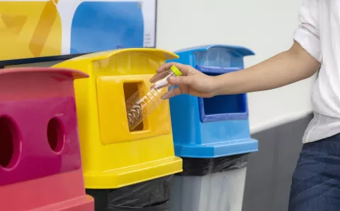 Separar los residuos: cómo hacerlo según 7 colores