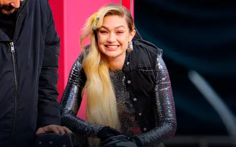 Gigi Hadid se suma al reality fashionista conducido por Tan France