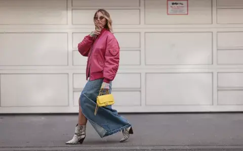 Tendencias invierno 2023: cómo sumar la bomber jacket a tus looks