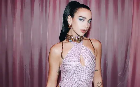 Dua Lipa: tras el éxito de Barbie, la cantante ya tiene su propia muñeca