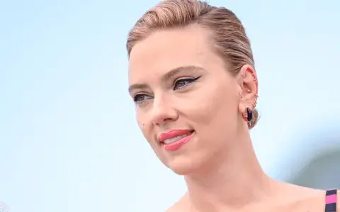 "Soy una persona demasiado frágil". ¿Por qué Scarlett Johansson no tiene redes sociales?