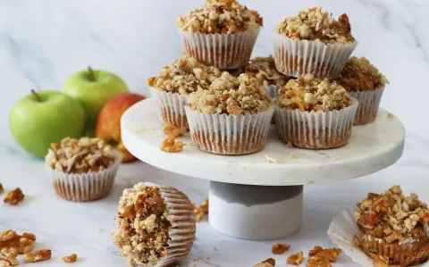 Receta de muffins de manzana, canela y nuez, rápida y fácil