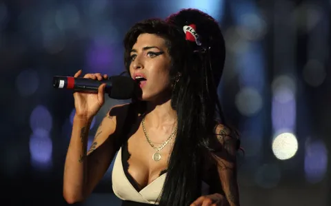 Amy Winehouse: según la inteligencia artificial, así se vería la cantante a sus 40 años