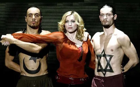 El día que Madonna puso sobre el escenario el conflicto entre Palestina e Israel