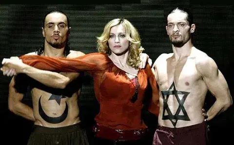 El día que Madonna puso sobre el escenario el conflicto entre Palestina e Israel