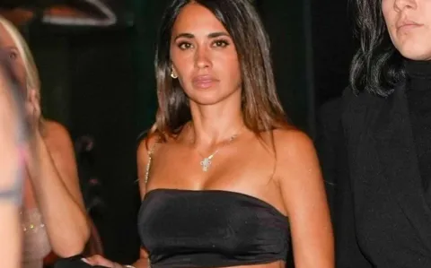 Antonela Roccuzzo apostó por un look extremadamente sexy para la noche de Miami