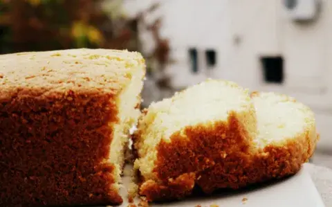 Budín de limón o naranja de Paulina Cocina: el truco para que siempre salga bien Budín de limón o naranja de Paulina Cocina: el truco para que siempre salga bien