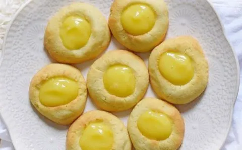Pepas de limón: una receta irresistible y fácil que lleva solo 10 minutos de horno.