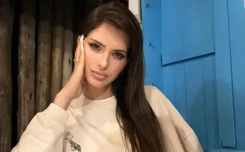 Famosos en Punta del Este: la China Suárez sorprendió dejando una propina en dólares Famosos en Punta del Este: la China Suárez sorprendió dejando una propina en dólares
