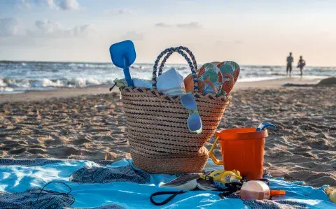 ¿Te vas de escapada a la costa?: la receta ideal para un bolso de finde perfecto