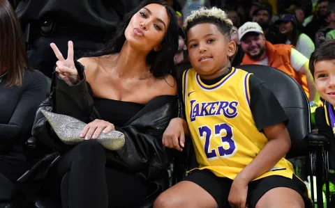 La emoción de Kim Kardashian al ver a su hijo entrar a la cancha con Messi