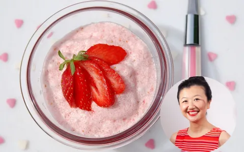Espumita de frutilla: el postre de Kari Gao para hacer en minutos