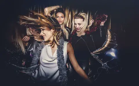 Hola, finde 💃🏻: estos son los mejores lugares y fiestas para salir a bailar en BA Hola, finde 💃🏻: estos son los mejores lugares y fiestas para salir a bailar en BA
