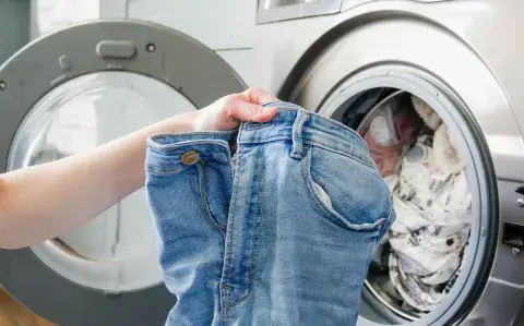 ¿Estás lavando bien tus jeans? 👖: este es el truco definitivo para que queden increíbles