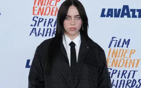 Billie Eilish criticó los shows de 3 horas y dijo que son "psicóticos"