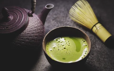 Té de matcha: los beneficios que podrían convertirlo en tu bebida favorita