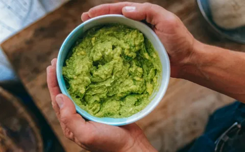 Esta receta de guacamole lleva solo 10 minutos y nunca falla Esta receta de guacamole lleva solo 10 minutos y nunca falla