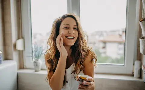 Belleza de invierno: 5 productos de cosmética natural que nos encantan para cuidar la piel Belleza de invierno: 5 productos de cosmética natural que nos encantan para cuidar la piel